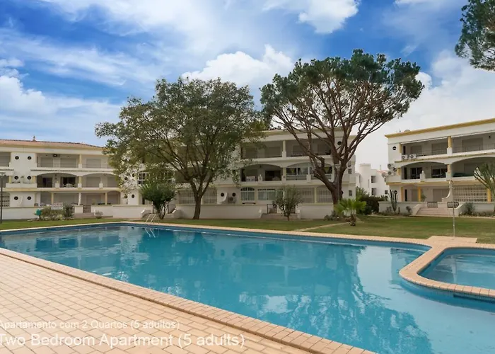Akisol Vilamoura Pine 아파트 *
